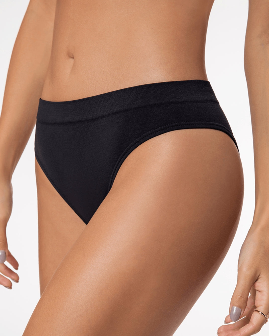 Cygnuss x Lupo - Calcinha Clássica Básica sem costura