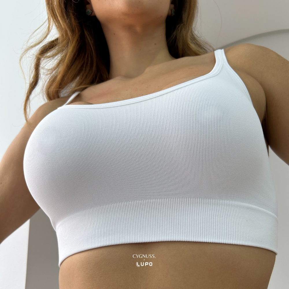 Top Power Básico Sem Costura Cygnuss x Lupo para conforto e suporte, com design sem costura e tecido respirável.