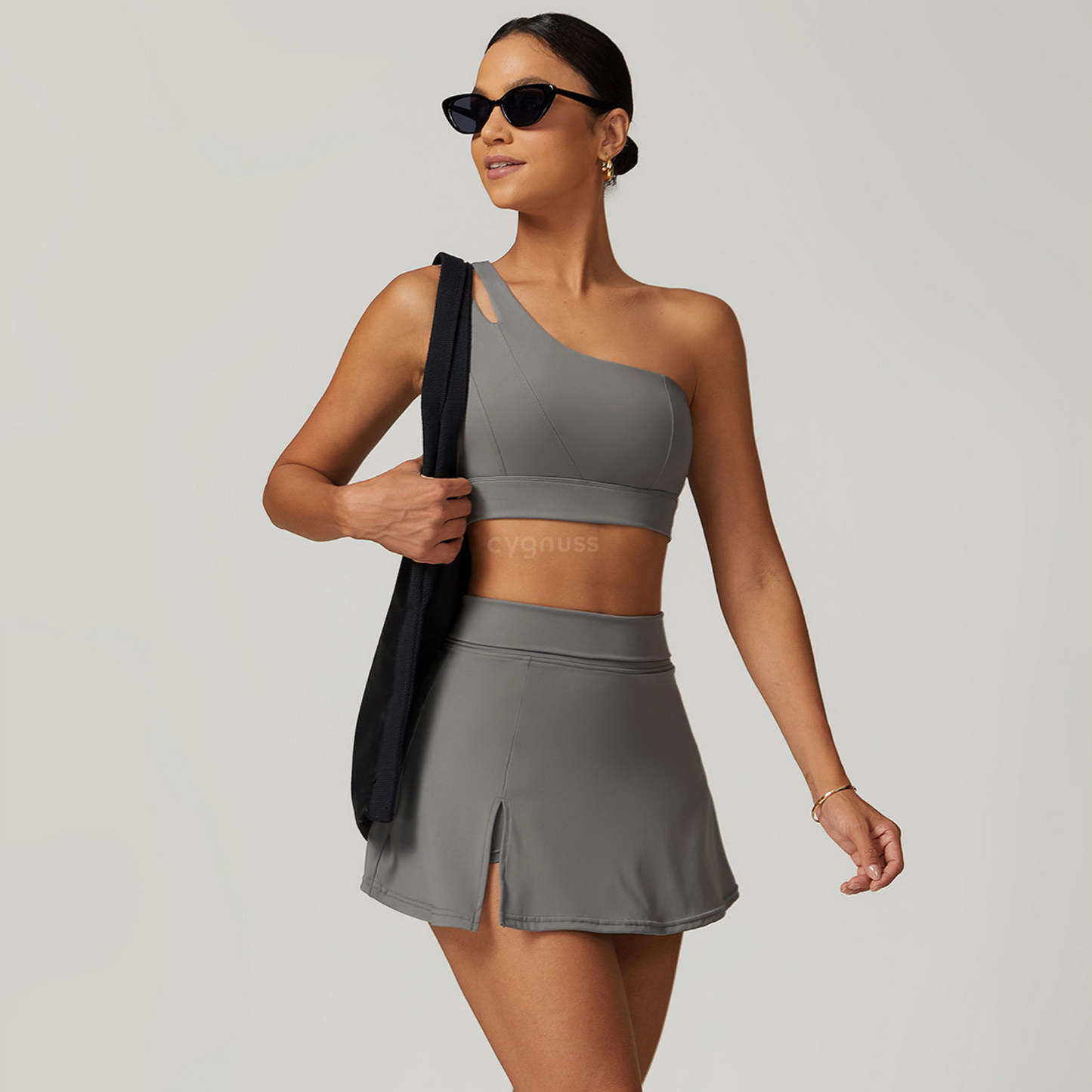 Conjunto Dinamyc - Sujetador deportivo y pantalones cortos