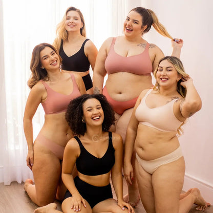 Experimente o Sutiã Premium Reforçado da Cygnuss, desenvolvido para oferecer máxima sustentação e conforto sem a necessidade de aros. Com alças largas que proporcionam suporte adicional, este sutiã é perfeito para o dia a dia, garantindo que você se sinta segura e confiante. Ideal para quem busca modelagem e conforto, sem abrir mão da elegância e praticidade.