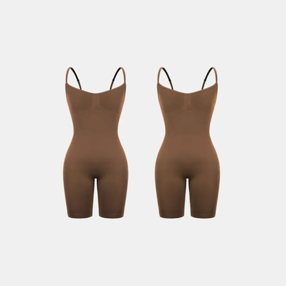 Imagem dupla do Body Elegance Modelador marrom, com alças finas e modelagem que proporciona elegância e conforto, disponível em dois tamanhos.