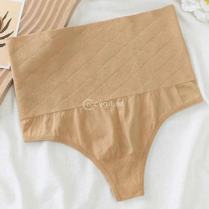 Calcinha modeladora pêssego fio, lingerie confortável e sofisticada com tecido respirável para ajuste perfeito.