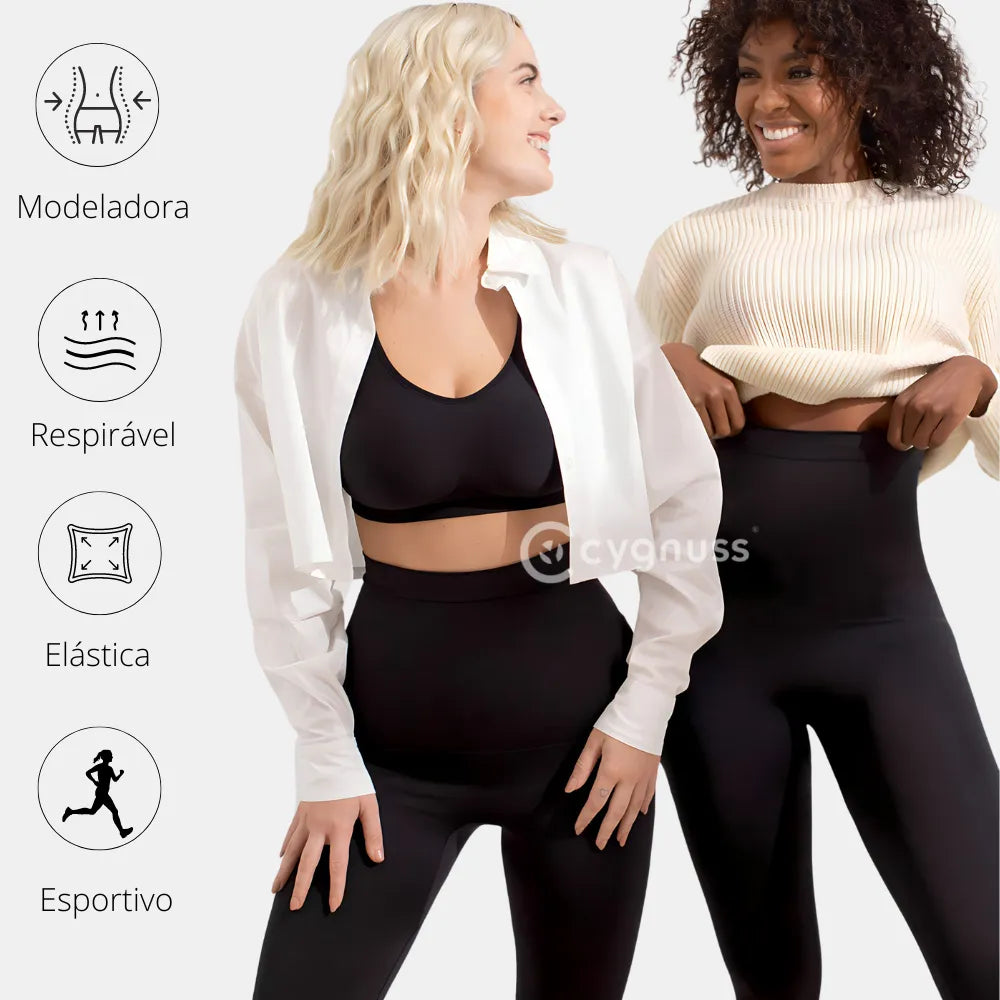 Duas mulheres usando a Legging Jade Fit Modeladora de Cós Alto na cor preta, sorrindo e em pose descontraída. Ao lado esquerdo, ícones destacam os principais benefícios da peça: modeladora, respirável, elástica e esportiva.

