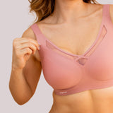 Sutiã rosa com detalhe em tule, premium e extremo conforto. Ideal para uso diário, oferece sustentação sem apertar e valoriza os seios com leveza e elegância. Peça essencial no seu guarda-roupa!